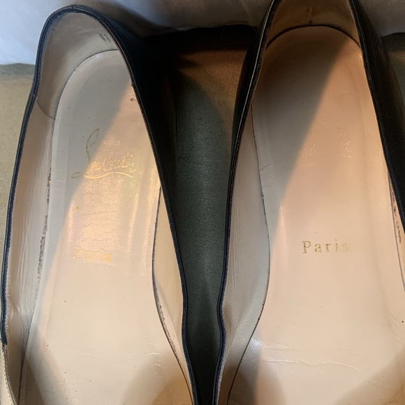 BLACK LOUBOUTIN SHOES WITH BLACK AND NUDE, RED SOLE 41 FITS LIKE A 40 vintage - Picture 10 of 10